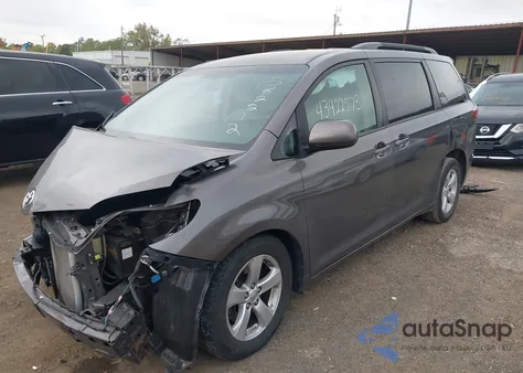2015 Toyota Sienna Le 8 Passenger from USA, damaged, VIN 5TDKK3DC9FS582212